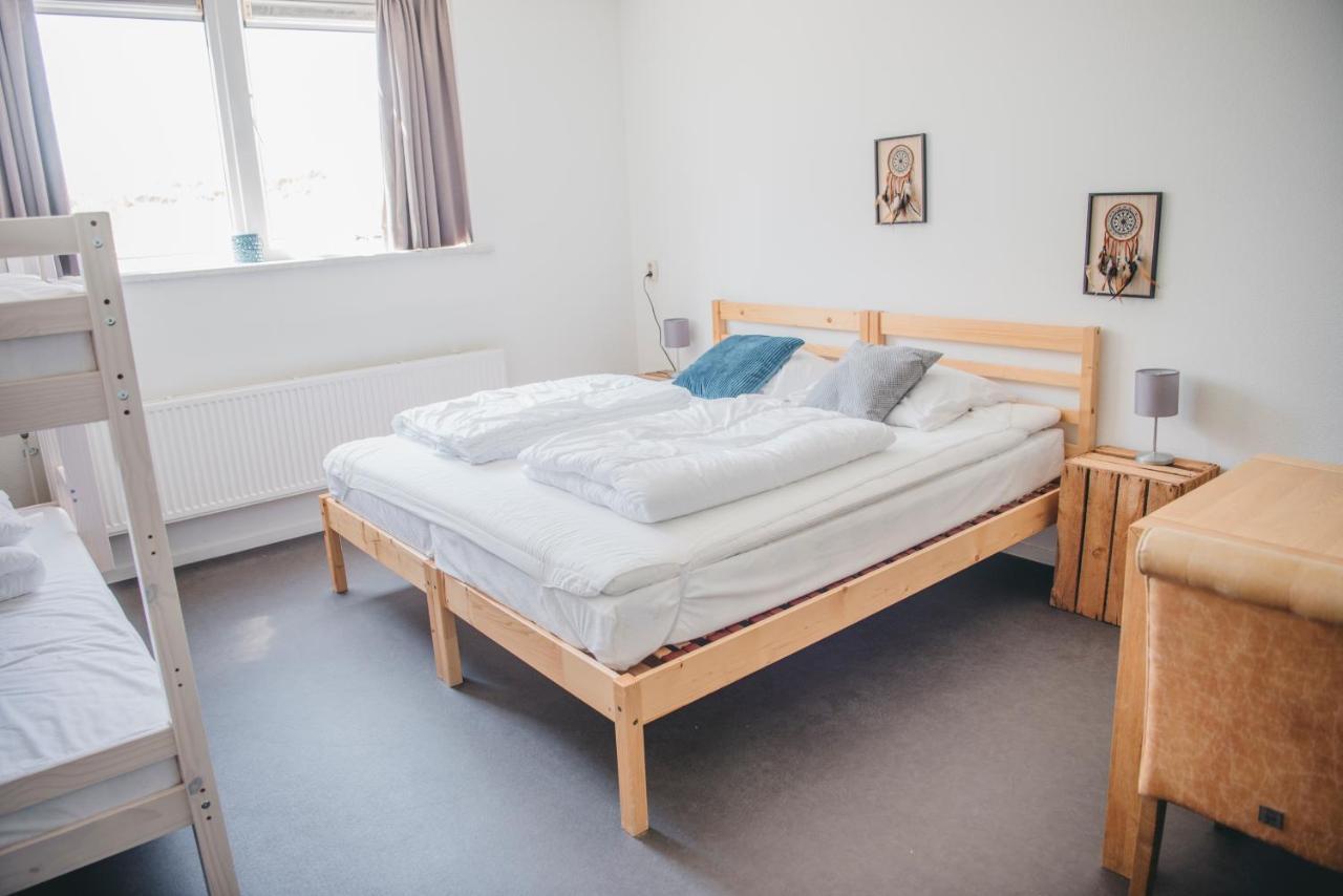 Family & Surfhostel Петтен Экстерьер фото